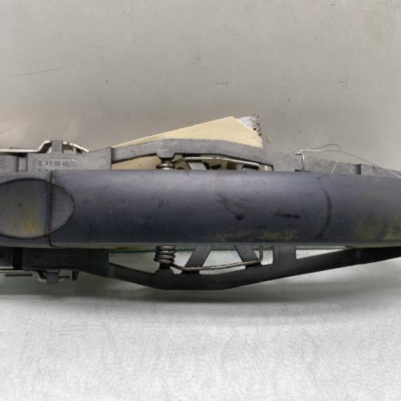 Poignee porte avant droit VOLKSWAGEN CADDY 3 Photo n°1