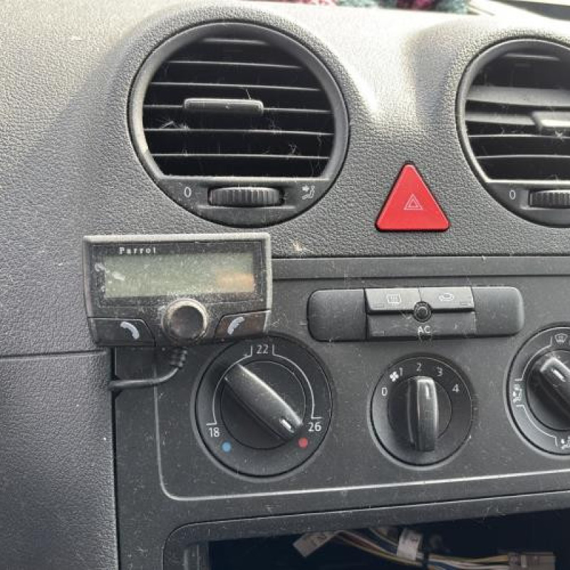 Poignee porte avant droit VOLKSWAGEN CADDY 3 Photo n°19