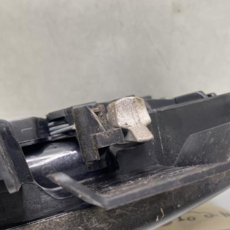 Poignee porte avant droit PEUGEOT 1007 Photo n°4