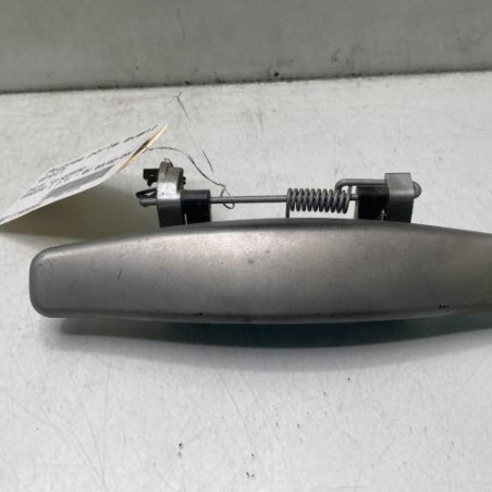 Poignee porte avant droit DACIA SANDERO 1 Photo n°1