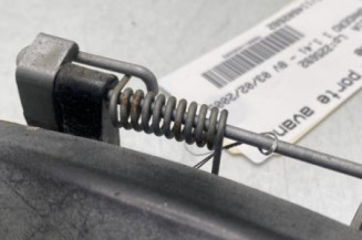 Poignee porte avant gauche DACIA SANDERO 1