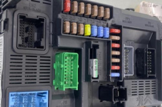 Boitier UCH CITROEN C4 PICASSO 2