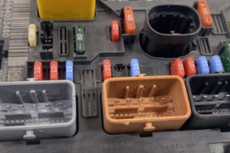 Boitier servitude moteur (BSM) CITROEN C2