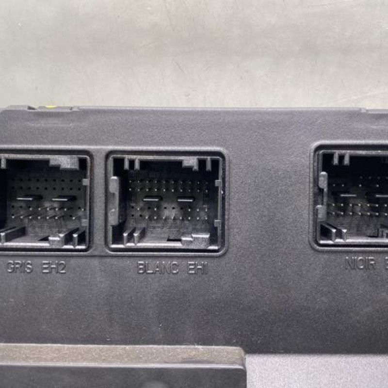 Boitier BSI PEUGEOT 206 Photo n°2