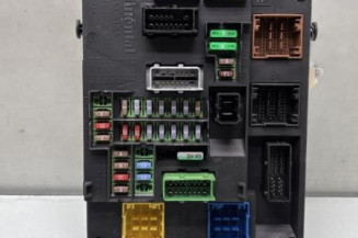 Boitier BSI PEUGEOT 308 2 Photo n°1