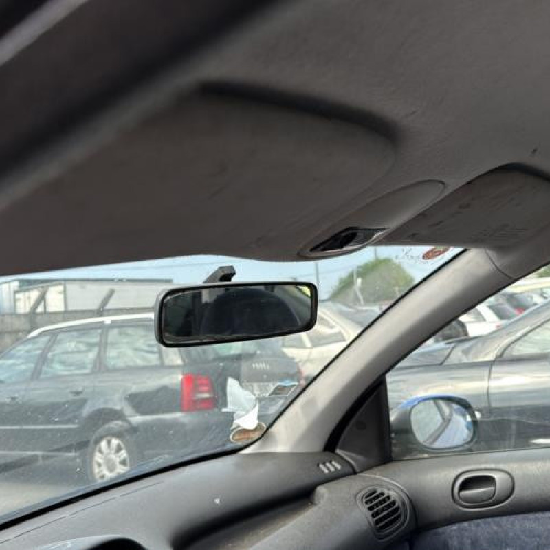 Boitier BSI PEUGEOT 206 Photo n°17