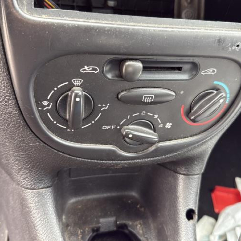 Boitier BSI PEUGEOT 206 Photo n°20