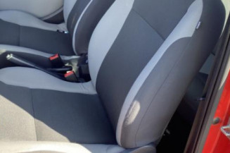 Pretensionneur de ceinture avant droit RENAULT CLIO 3