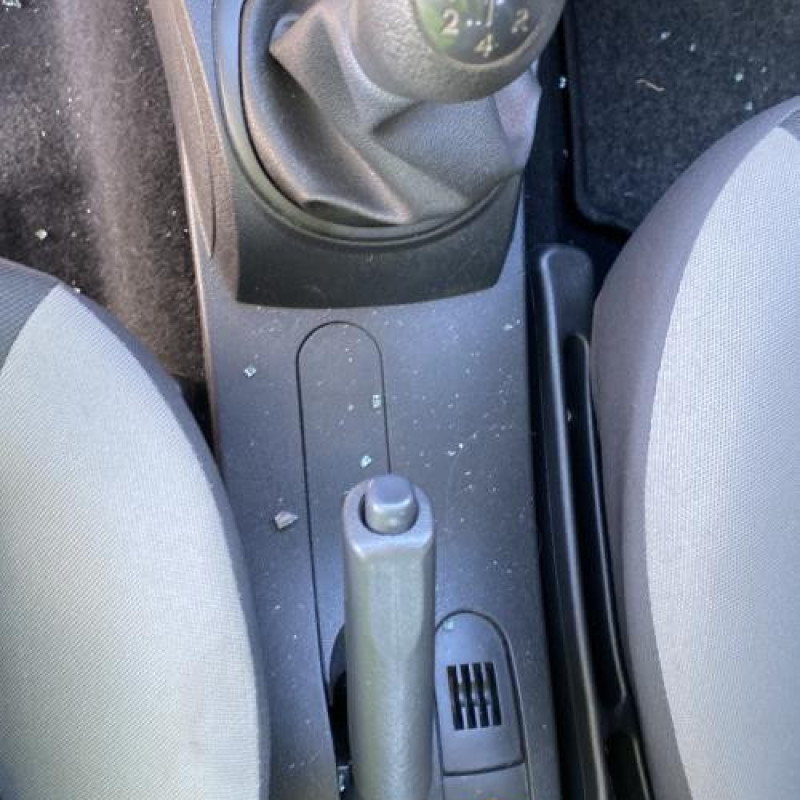 Pretensionneur de ceinture avant gauche RENAULT CLIO 3 Photo n°19