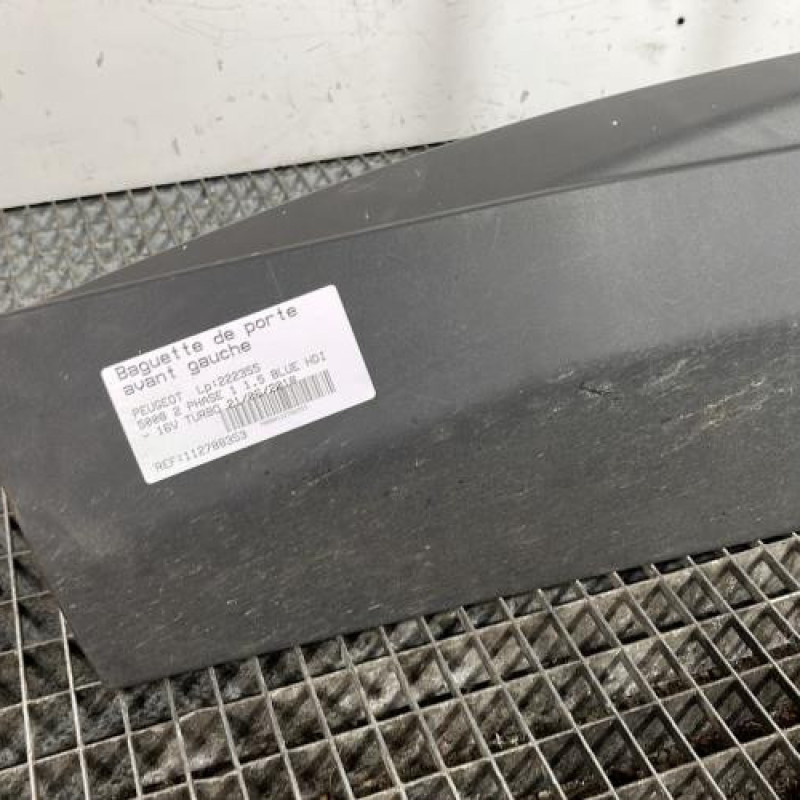 Baguette de porte avant gauche PEUGEOT 5008 2 Photo n°2