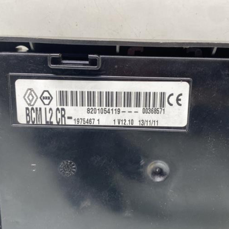 Boitier UCH RENAULT CLIO 3 Photo n°3