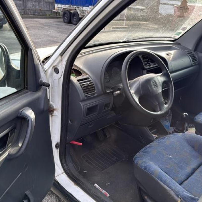 Baguette de porte avant droite PEUGEOT PARTNER 1 Photo n°17