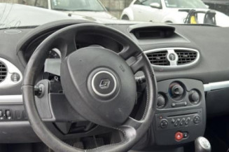 Bras essuie glace avant gauche RENAULT CLIO 3