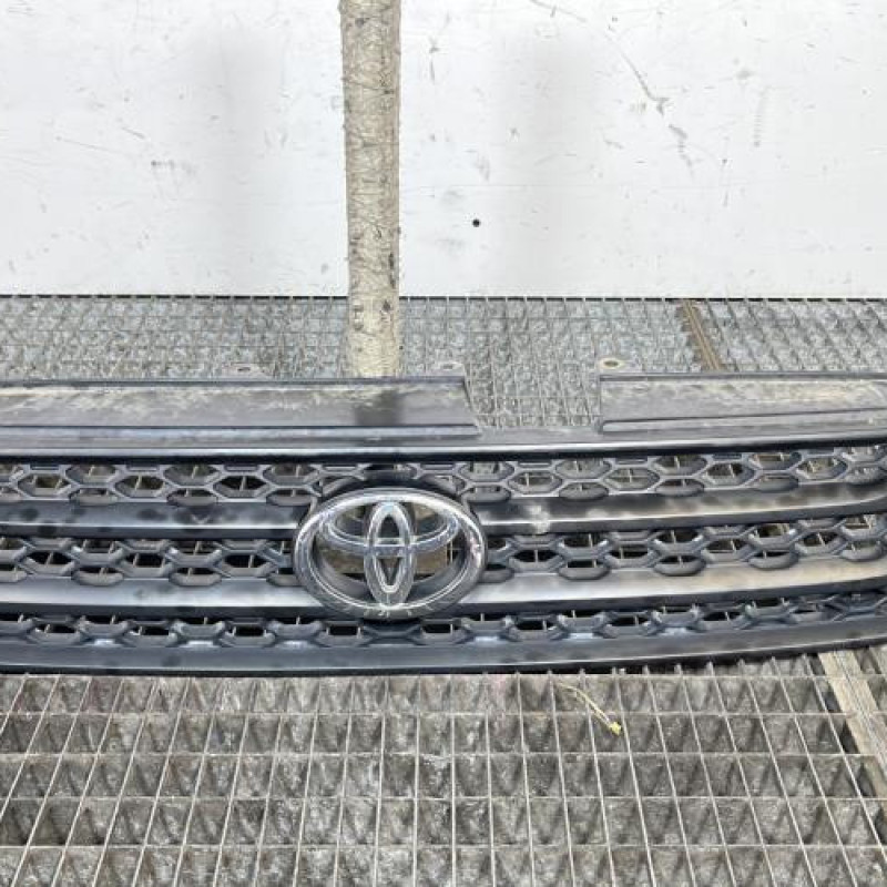 Calandre TOYOTA RAV4 2 Photo n°1