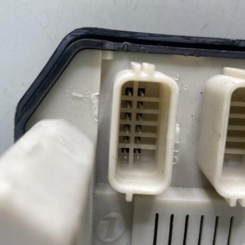 Boitier UPC RENAULT SCENIC 2 Photo n°3