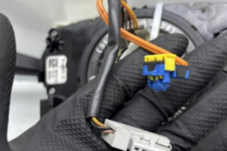 Com (Bloc Contacteur Tournant+Commodo Essuie Glace+Commodo Phare) PEUGEOT 208 1