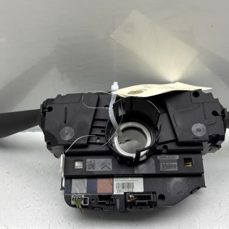 Com (Bloc Contacteur Tournant+Commodo Essuie Glace+Commodo Phare) PEUGEOT 208 1 Photo n°7