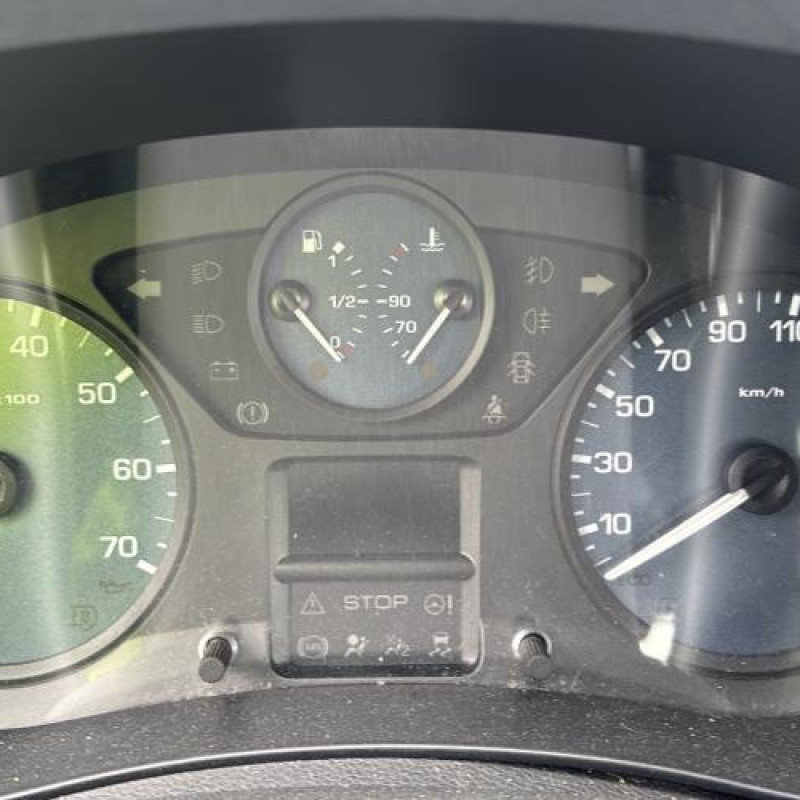 Leve vitre electrique avant gauche PEUGEOT PARTNER 2 Photo n°18