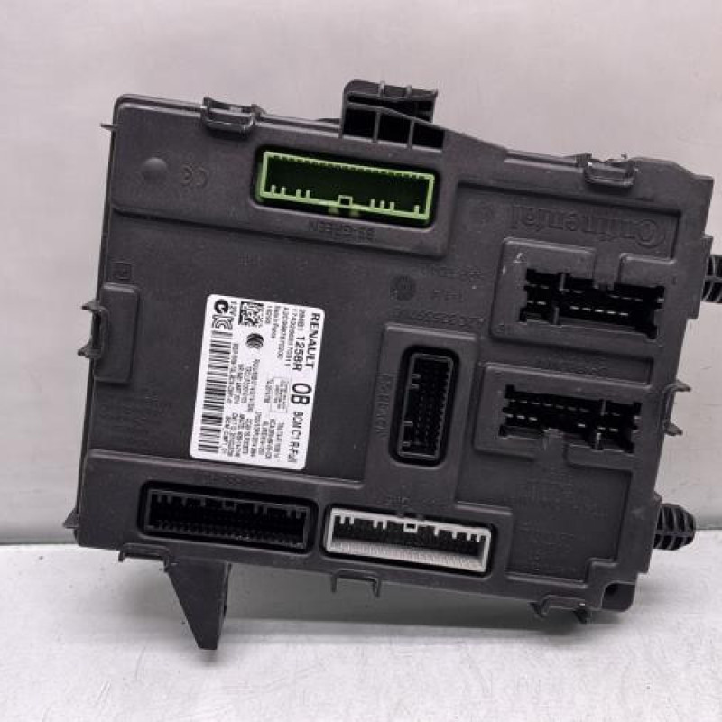 Boitier UCH RENAULT MEGANE 4 Photo n°1