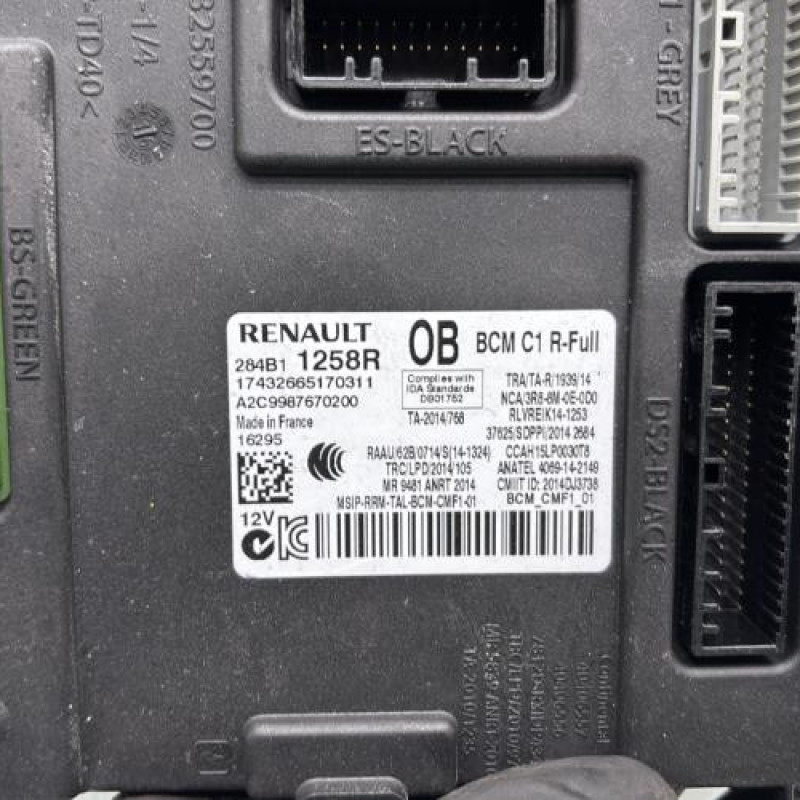 Boitier UCH RENAULT MEGANE 4 Photo n°2