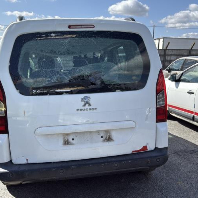 Leve vitre electrique avant gauche PEUGEOT PARTNER 2 Photo n°5