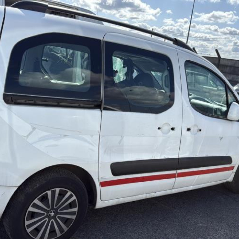 Leve vitre electrique avant gauche PEUGEOT PARTNER 2 Photo n°7