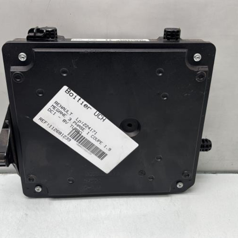 Boitier UCH RENAULT MEGANE 3 Photo n°3