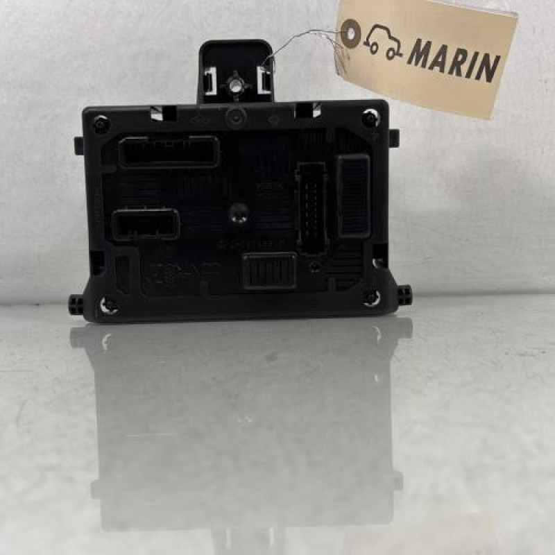 Boitier UCH RENAULT CLIO 3 Photo n°1