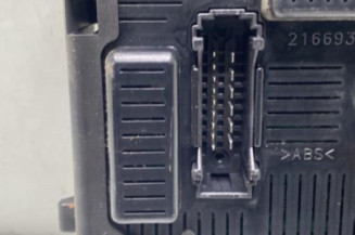 Boitier UCH RENAULT CLIO 3