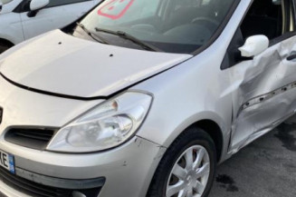 Boitier UCH RENAULT CLIO 3