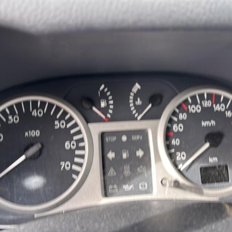 Compteur RENAULT CLIO 2 Photo n°16