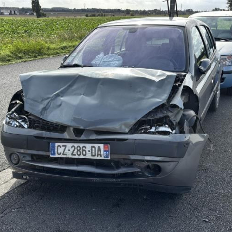 Compteur RENAULT CLIO 2 Photo n°17