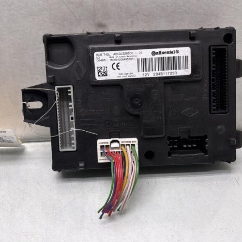 Boitier UCH RENAULT CLIO 4 Photo n°3