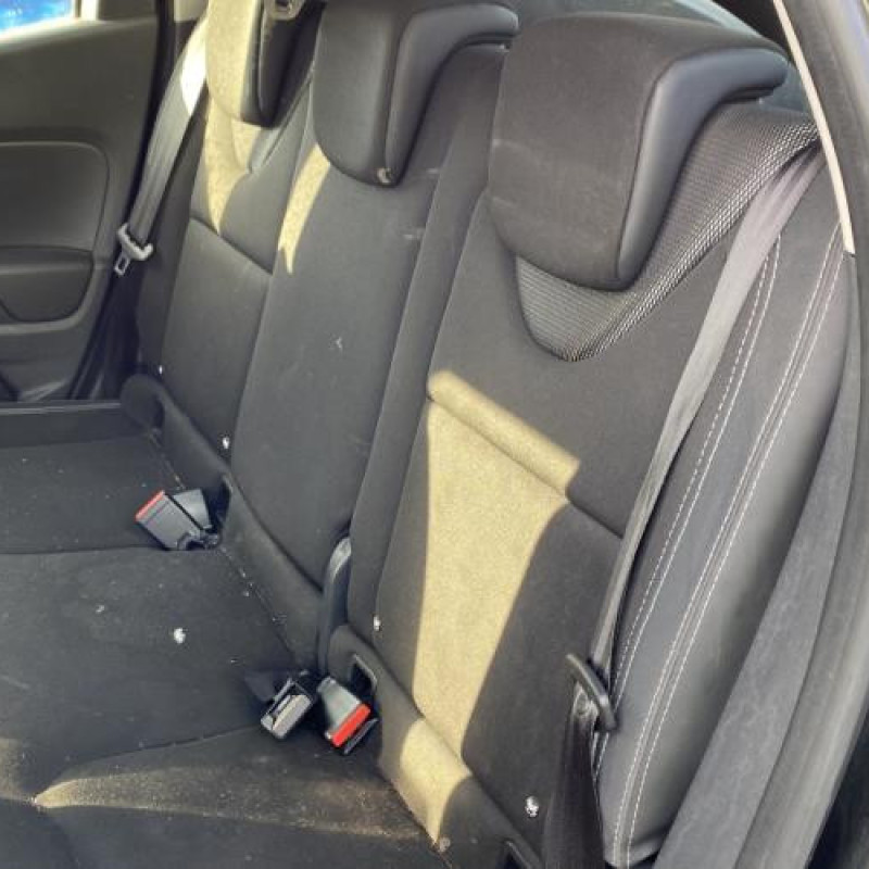 Boitier UCH RENAULT CLIO 4 Photo n°15