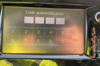 Boitier UCH RENAULT CLIO 4