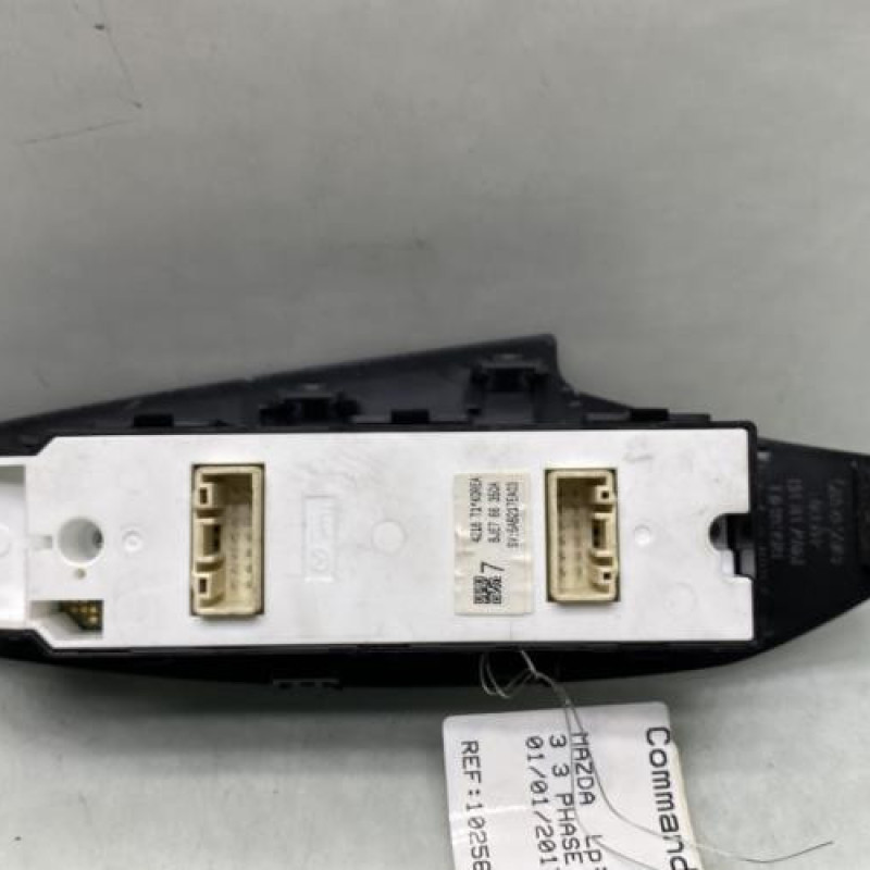 Commande retroviseurs MAZDA 3 3 Photo n°2