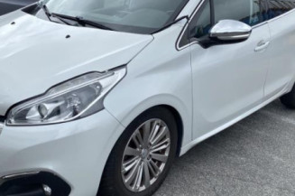 Calandre PEUGEOT 208 1