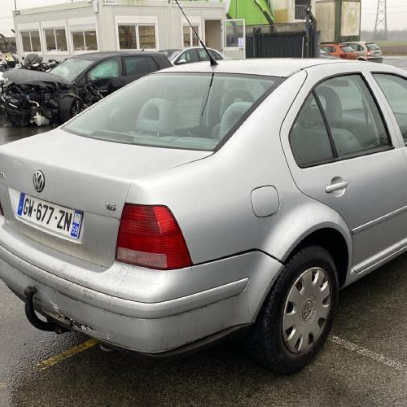 Moteur VOLKSWAGEN BORA Photo n°3