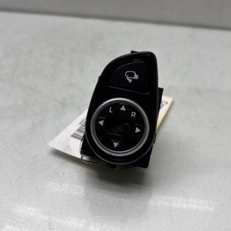 Commande retroviseurs HYUNDAI I 20 2 Photo n°1