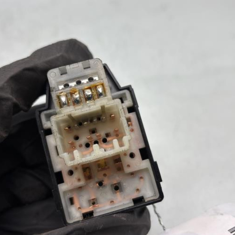 Commande retroviseurs HYUNDAI I 20 2 Photo n°3