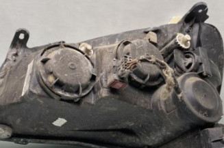 Optique avant principal droit (feux)(phare) OPEL CORSA C