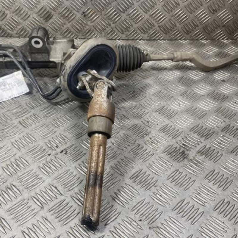 Cremaillere assistee DACIA LOGAN MCV 2 Photo n°4