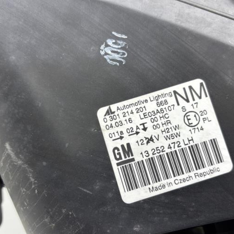 Optique avant principal gauche (feux)(phare) OPEL ZAFIRA B Photo n°9