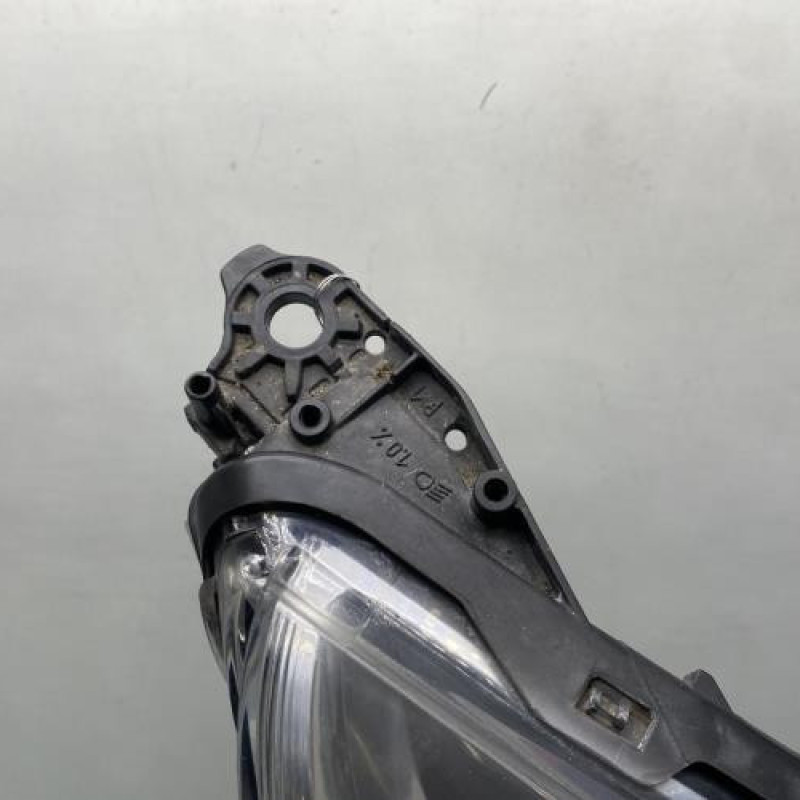 Optique avant principal droit (feux)(phare) PEUGEOT 5008 1 Photo n°2