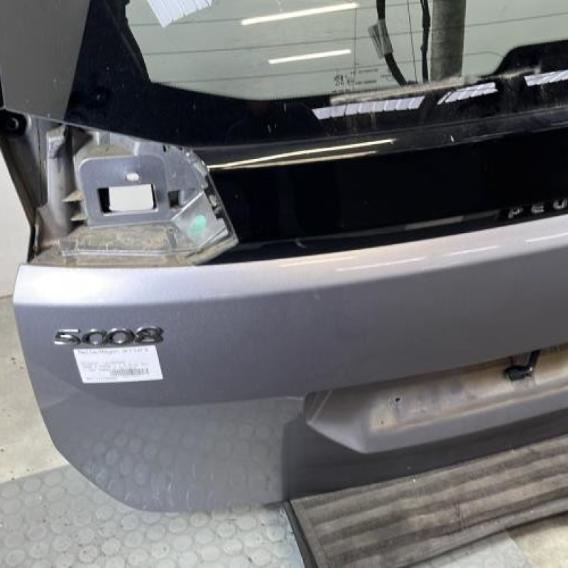 Malle/Hayon arriere PEUGEOT 5008 2 Photo n°5