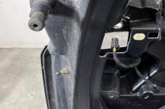 Malle/Hayon arriere PEUGEOT 5008 2