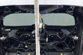 Malle/Hayon arriere PEUGEOT 5008 2