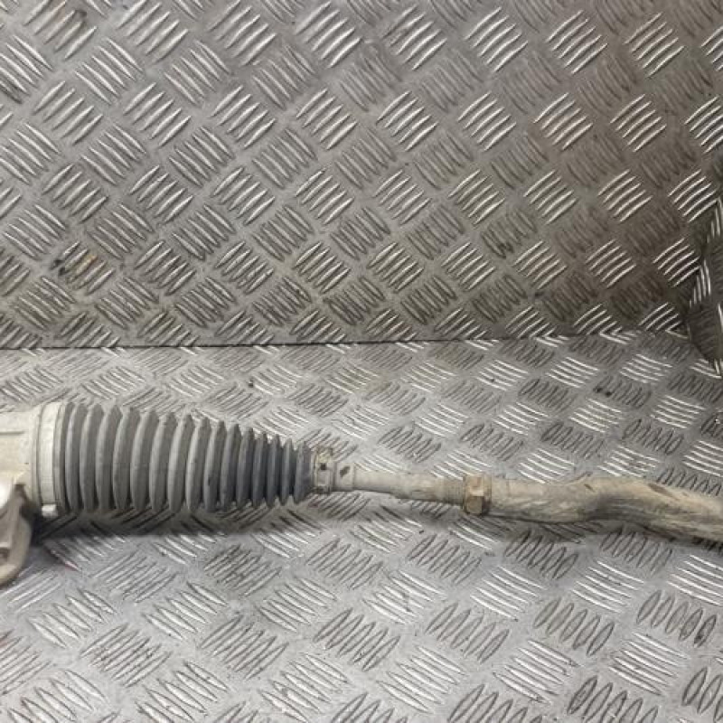 Cremaillere assistee TOYOTA AVENSIS 3 Photo n°5