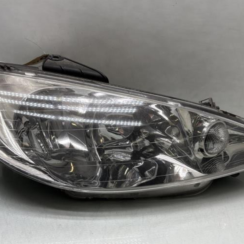 Optique avant principal droit (feux)(phare) PEUGEOT 206 Photo n°1