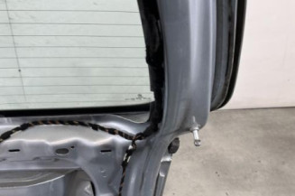 Malle/Hayon arriere VOLKSWAGEN GOLF 6